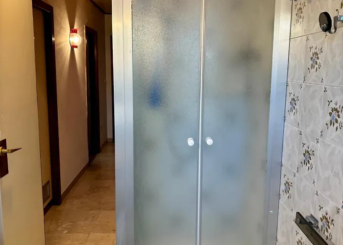 Aria Di Mare Su Viale Ceccarini *